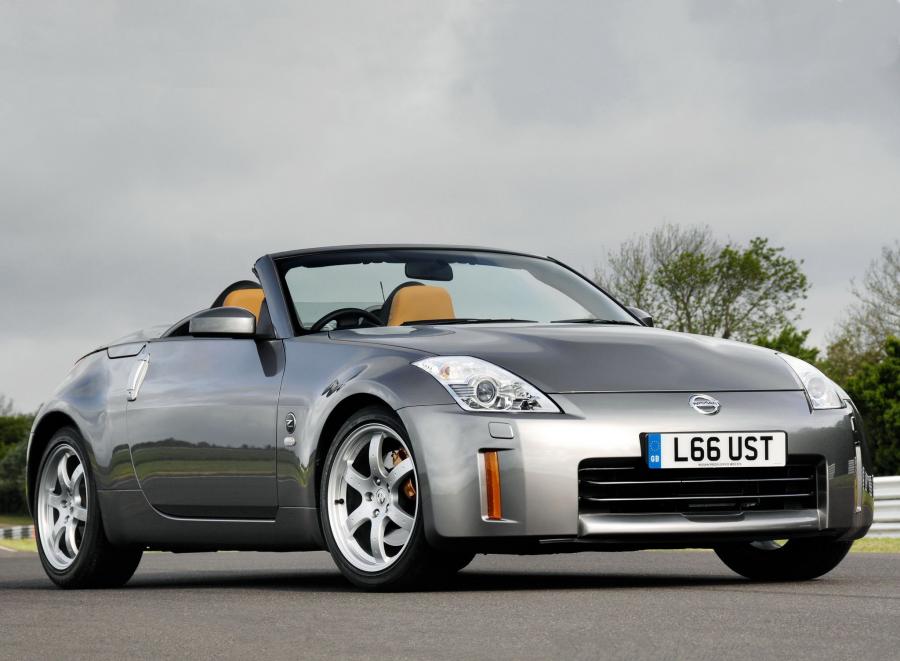  Nissan 350Z Roadster 2007 года  (UK) (фото 2 из 3)
